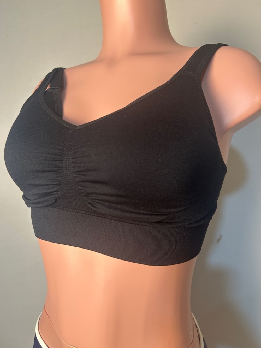 Genie Bra BBW Black Seamless Wireless Adjustable Size 34DD